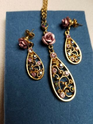 Vintage Avon Necklace And Pierced Earrings Set Rhinestones And Roses