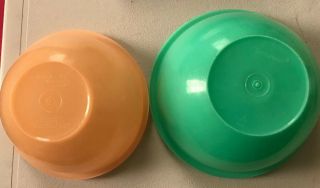Vintage Tupperware Wonderlier 2 Bowl Set Pastel Peach 233 Green 237