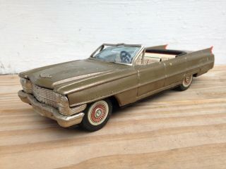 Vtg Made In Japan Tin Litho Sign Of Quality Cadillac Convertible Friction Toy 2