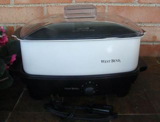 West Bend Vintage Slow Cooker 4 Quarts Teflon White & Black Model No.  9948