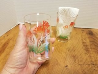 2 Vintage 6 Oz Drinking Glasses Tumblers Red Tulip Flowers Mid - Century 4 "