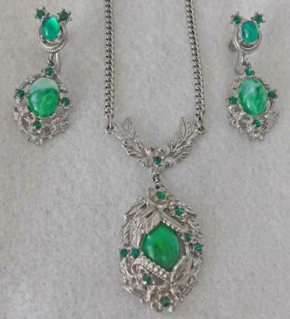 Vintage Rhinestone Necklace & Screwback Earrings Set Emerald Green 15 1/2 "