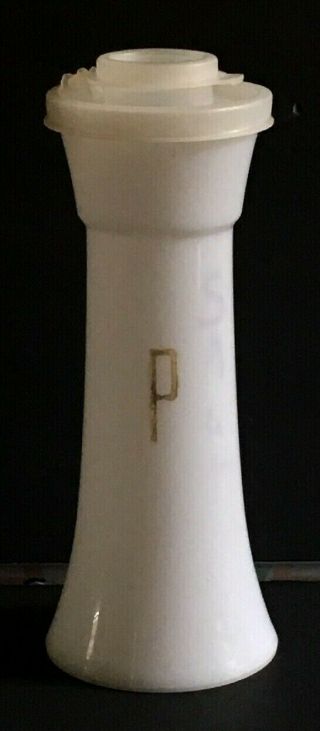 Tupperware Hourglass Pepper Shaker 6 " Tall Pre Owned Vintage 718