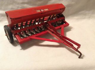 Tru Scale Toy Farm Implement Equipment Disc Grain Seeder Red Vintage