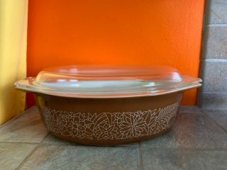 Vintage Pyrex " Woodland Brown " 045 2.  5 Oval Casserole Dish With Lid