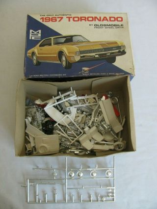 Vintage Mpc 1967 Toronado Box " Full Of Car Parts " Amt Jo - Han Nr