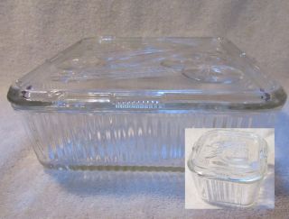 2 Vintage Clear Veg/fru Glass Small Square Refrigerator Bowls With Lid 8 " & 4 "