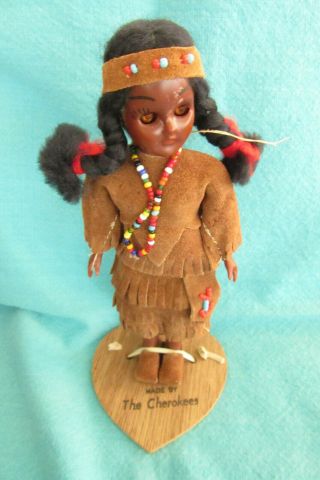 Vintage Native American Indian Doll Sleepy Eyes Made By Cherokee 7 " And Stand
