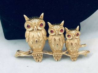 Vtg.  Crown Trifari Red Cabochon Gold Tone Owl Family Brooch