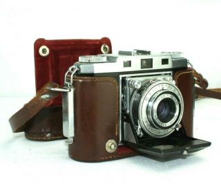 Vintage Zeiss Ikon Contina Camera With Prontor - Sv Lens And Brown Case 1960 