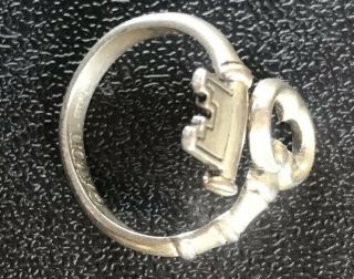 Vintage Avon Sterling Silver Key Ring Size 8.  5 (adjustable Sizes)