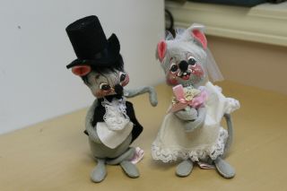Vintage Annalee Mouse Bride And Groom - 7.  5 " Tall