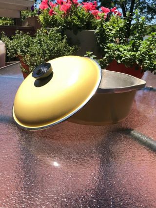 Vintage Club Aluminum Yellow Dutch Oven Pot With Lid