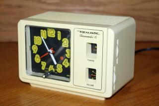 Vintage Realistic Chronomatic - 10 Model 12 - 1464 Analog Alarm Clock - - Radio Shack 2