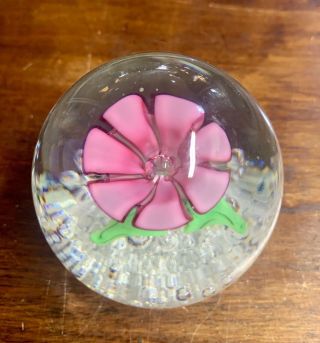 Vintage Art Glass Round Floral Paperweight Pretty Pink Flower With Bubbles.