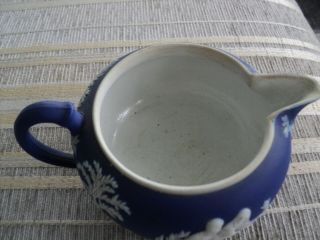 Vintage Wedgewood England Rare Portland Blue/ White Jasperware Creamer 3