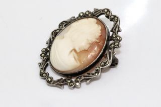 A Lovely Vintage Sterling Silver 925 Marcasite & Cameo Brooch 14617