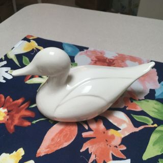 Vintage Northern Pottery Canada Duck Signed Figurine Ivory White 3