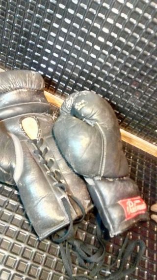 Vintage Boxing Gloves.  Palomares.  Old Mexican Gloves. 2