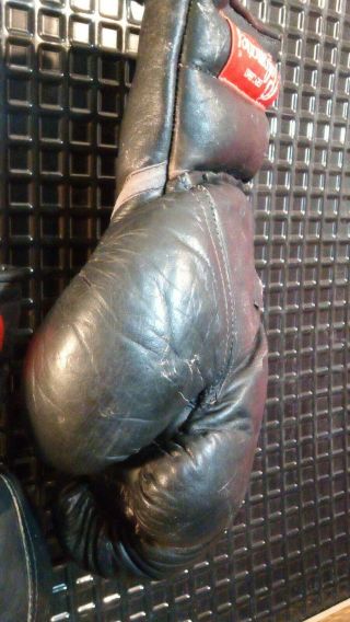 Vintage Boxing Gloves.  Palomares.  Old Mexican Gloves. 3