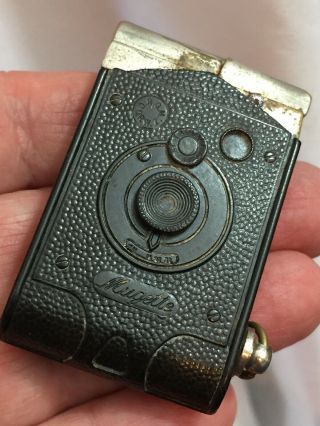 Vintage Early Plastic Mugette Pocket Lighter - Shaped Like A Camera