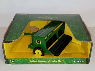 Vintage Ertl John Deere 452 Grain Drill 1/16 Scale Diecast Toy