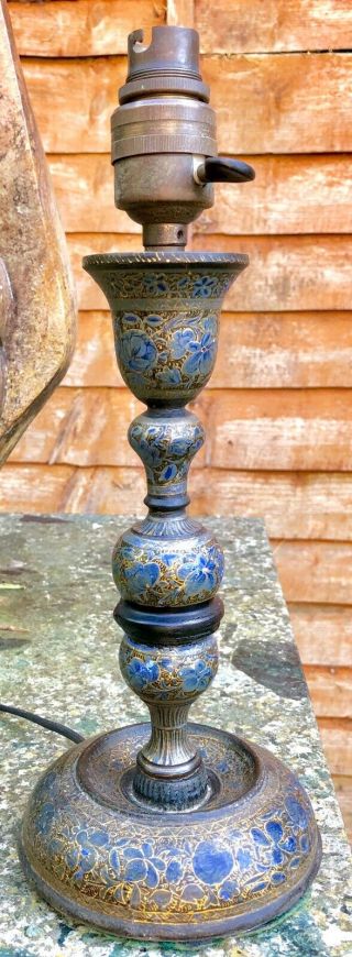 Vintage Hand Painted Oriental Style Wooden Table Lamp.