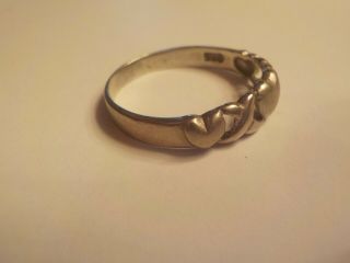 VINTAGE ESTATE LADIES STERLING SILVER 925 RING WITH HEARTS SIZE 9 2