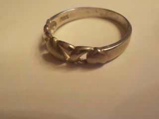 VINTAGE ESTATE LADIES STERLING SILVER 925 RING WITH HEARTS SIZE 9 4