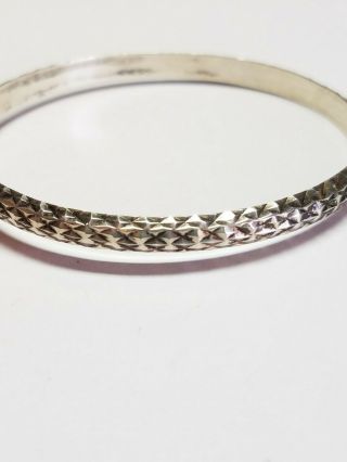 Vintage 925 Sterling Silver Diamond - Cut Hinged Bangle Bracelet With Safety Chain
