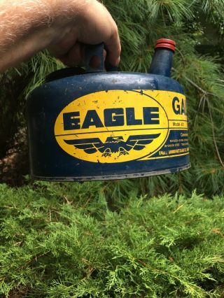 VINTAGE EAGLE 1 GALLON BLUE & YELLOW GALVANIZED METAL GAS CAN Inside 6