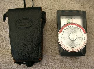 VINTAGE SEKONIC AUTO - LUMI COMPACT LIGHT METER with LEATHER CASE 2