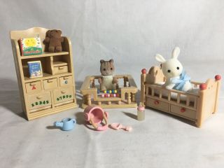 Calico Critters/sylvanian Families Vintage Nursery Playpen Crib Dresser 2 Babies