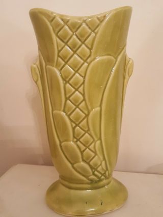 Vintage Shawnee U.  S.  A.  Pottery Chartruce Green Corn 9 " Art Deco Vase