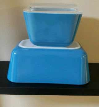 2 VTG PYREX BLUE REFRIGERATOR DISHES AND LID 501 & 502 2