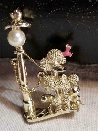 Vintage Jewelry Gold Tone Brooch Pin Poodle With Pink Bow Sitting By Lamp Post