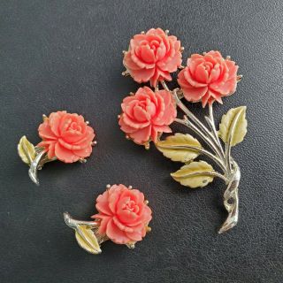 Signed Jj Vintage Coral Lucite Flower Brooch Pin & Earrings Set Enamel Leaf T108