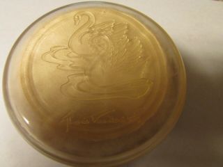 Vtg Gloria Vanderbilt Perfumed Dusting Powder Swan Silkening 1.  5 Oz Pre Owned