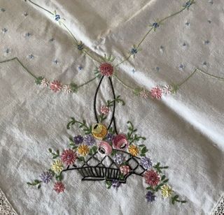 Very Pretty Vintage Tea Room/game Table Cloth Hand Embroidered 32 " By 35 "