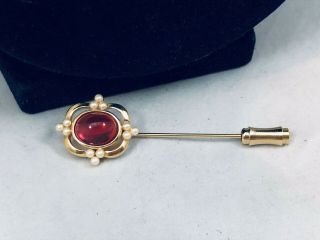 Vtg.  Crown Trifari Pink Jelly Belly Cabochon Faux Pearl Stickpin