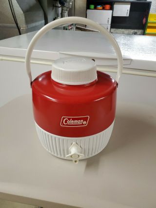 Vintage 1 Gallon Coleman Water Beverage Cooler Jug Red White Round Camping Retro