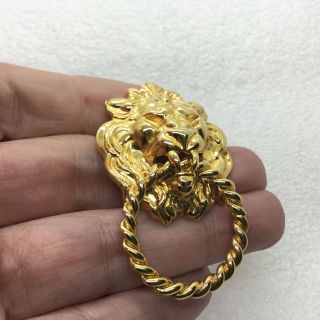 Vintage LION ' S HEAD DOOR KNOCKER BROOCH Pin Gold Tone Bust Costume Jewelry 3