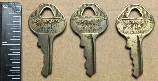 3 Antique Vintage Brass Master Lock Co Key - Usa - Do Not Duplicate