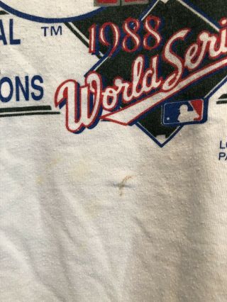 VINTAGE 1988 Los Angeles Dodgers Oakland A’s World Series T - Shirt XL Fits Small 4