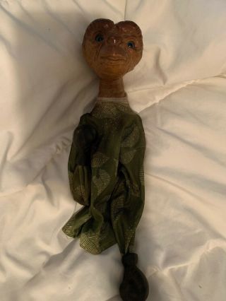 Vintage Rare 1982 E.  T.  Extra Terrestrial Punching Boxing Hand Puppet Toy