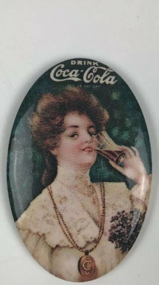 Coca Cola - Vintage Purse Mirror.  (2.  75”x1.  75”)