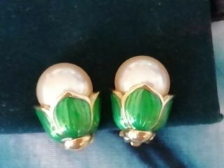 Vintage Jewellery Goldtone Emerald Green And Faux Pearl Clip On Earrings