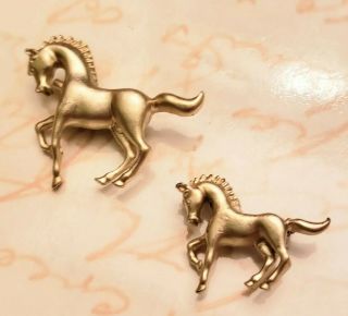Set 2 Brooches Vintage Nickel Tone Horse Pony Animal Novelty Pins 1.  5 " 1.  125 "