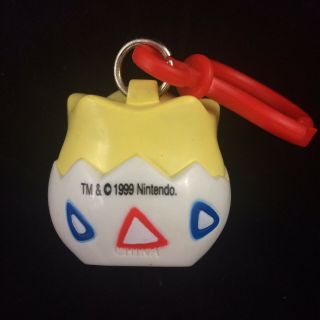 Vintage 1999 Nintendo Togepi Pokemon Plastic Figure Key Chain