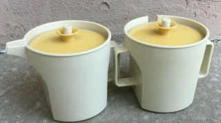 Vintage Tupperware Cream And Sugar Set Beige Yellow 1415 - 8 And 1414 - 5